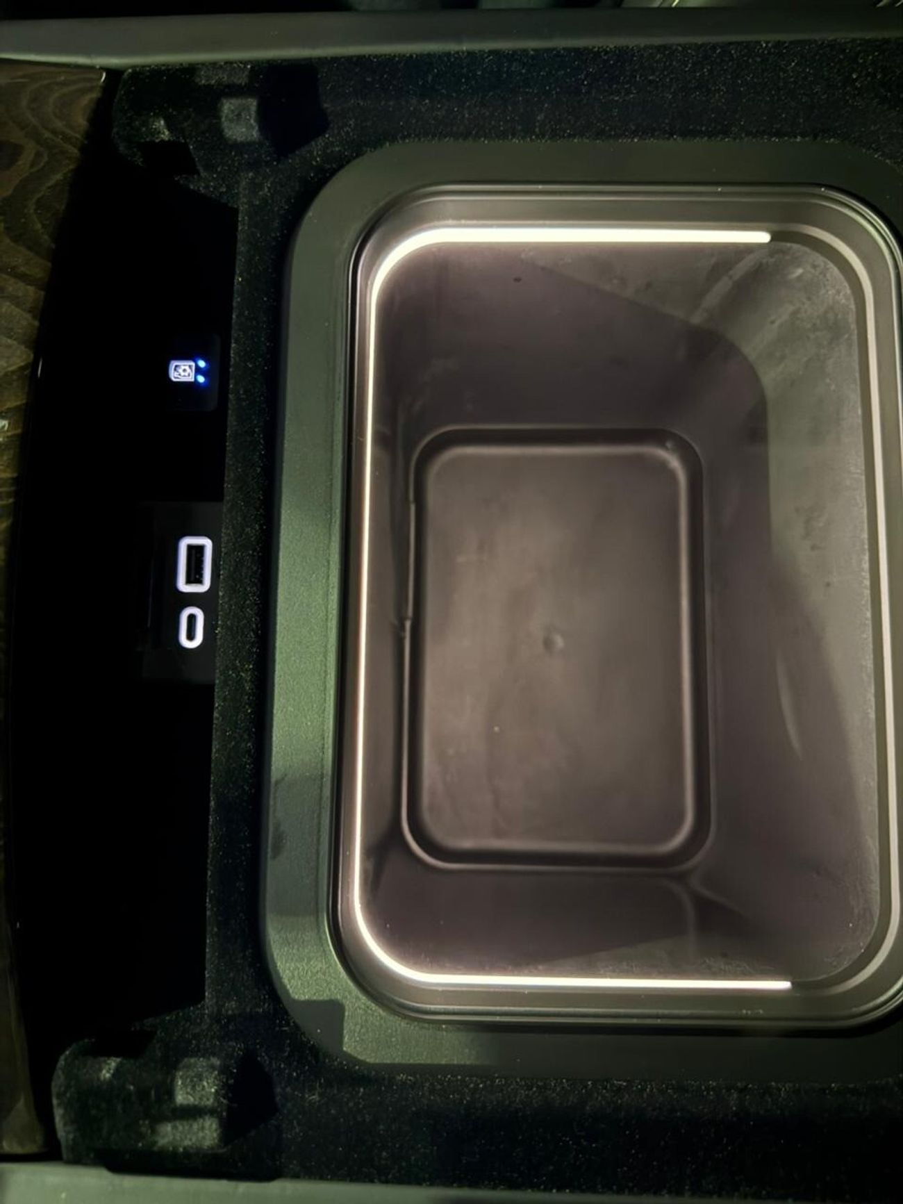 كاديلاك إسكالاد Premium Luxury Platinum 6.2L 4WD