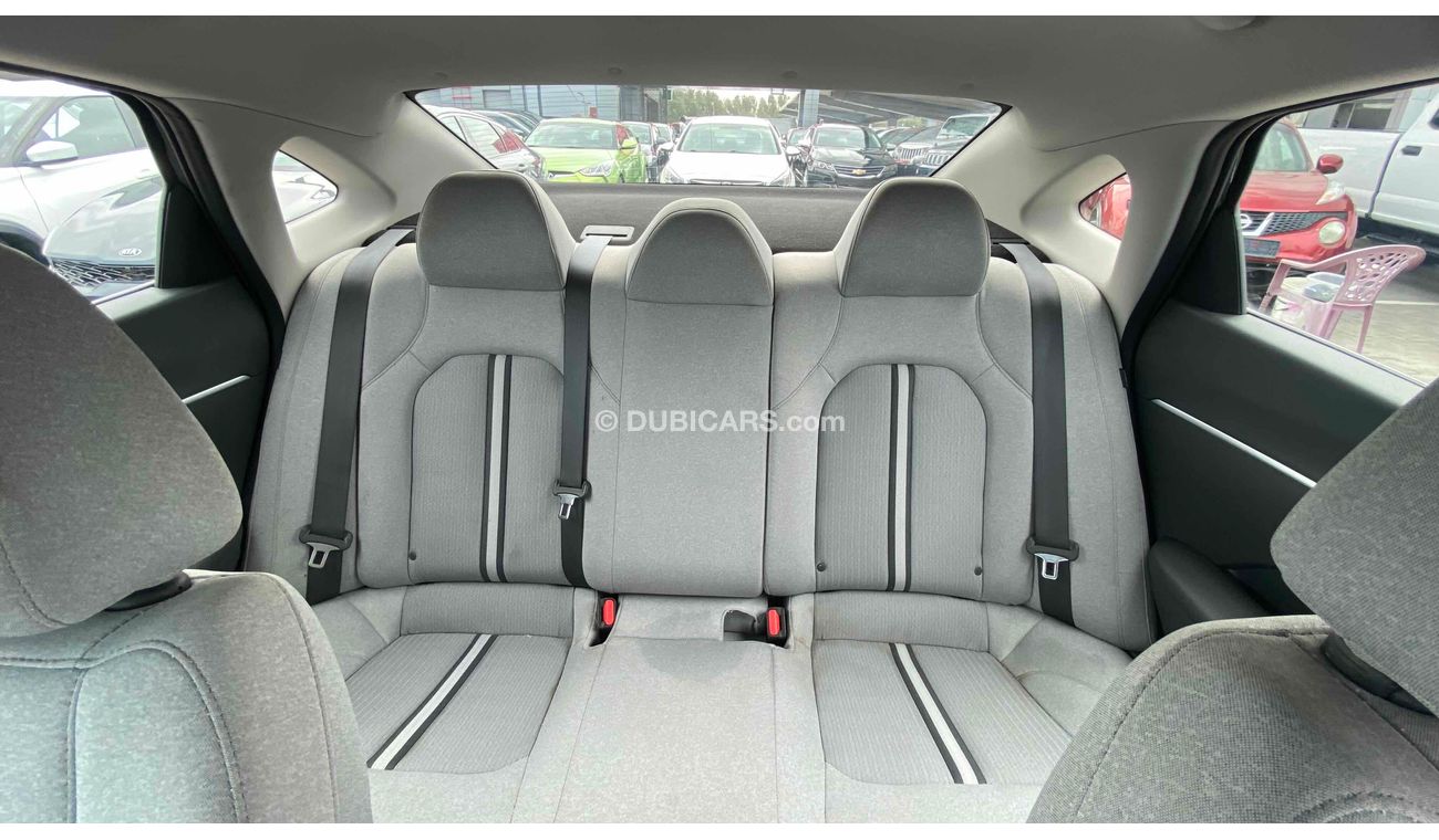 Hyundai Sonata SE With Radar