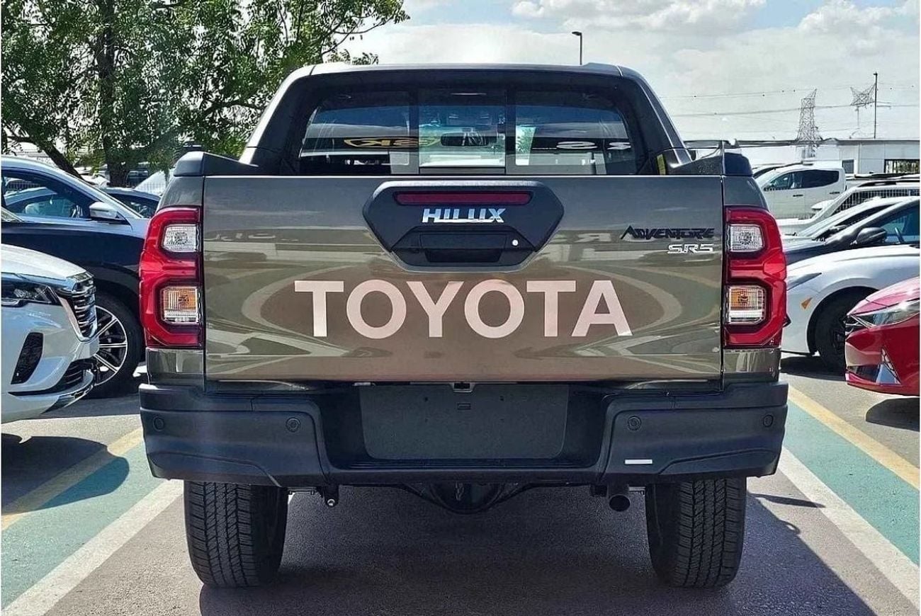 تويوتا هيلوكس DC ADVENTURE 2.8D AT 4X4 MY2024 - BLACK