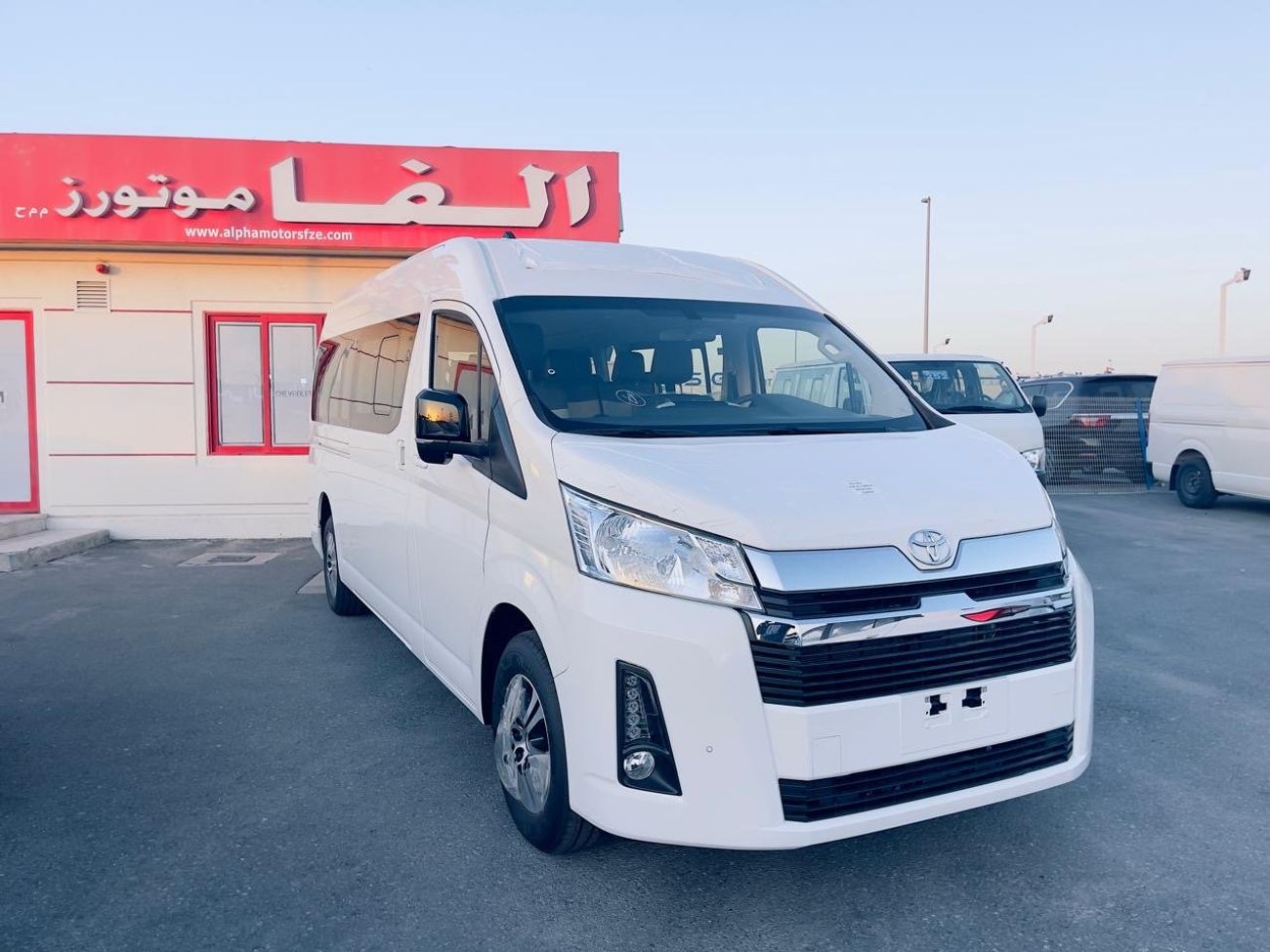 Toyota Hiace Commuter 2.8L