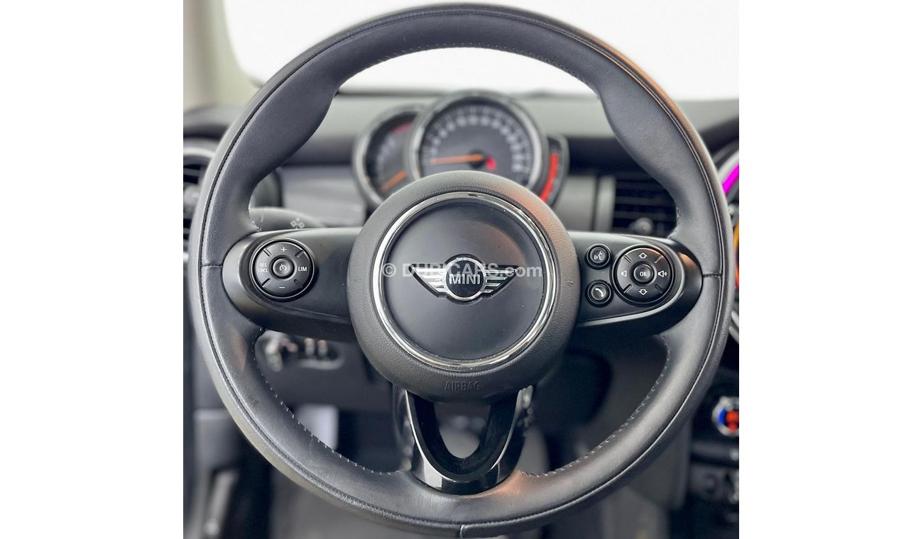 ميني كوبر Std 2019 Mini Cooper, Full Service History, Warranty, Low Mileage, GCC