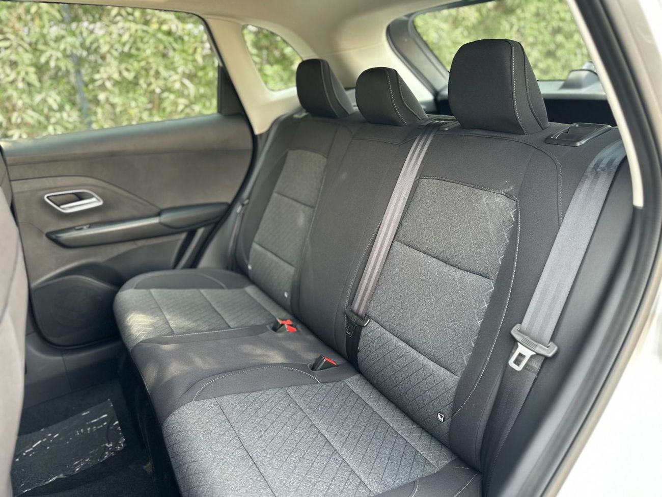 MG ZS STD