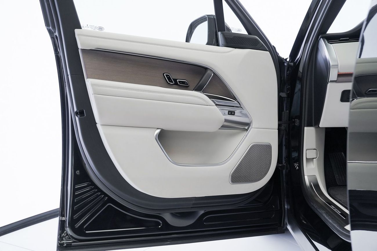 Land Rover Range Rover First Edition P530 4.4L