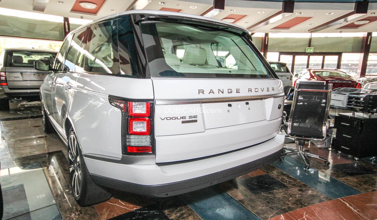 New Land Rover Range Rover 2014 for sale in Dubai - 571