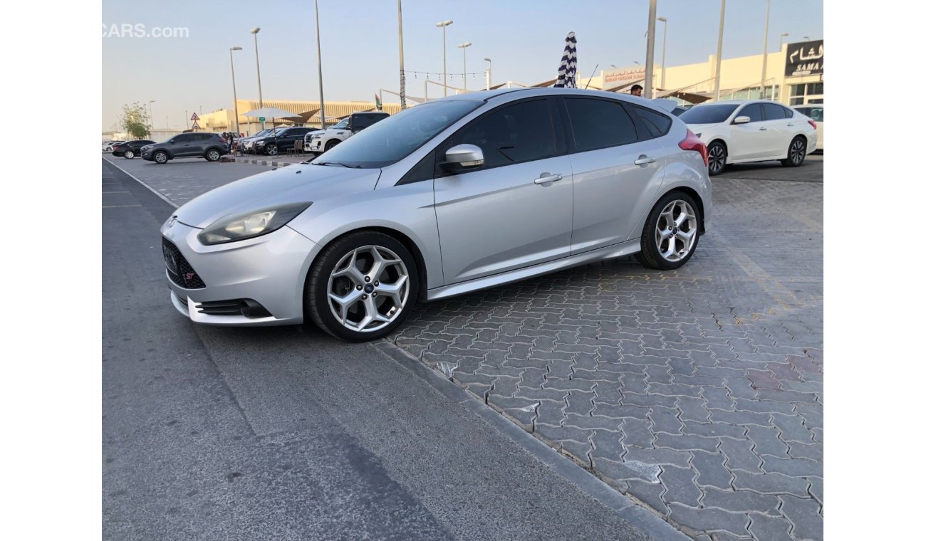 Ford Focus ST GCC