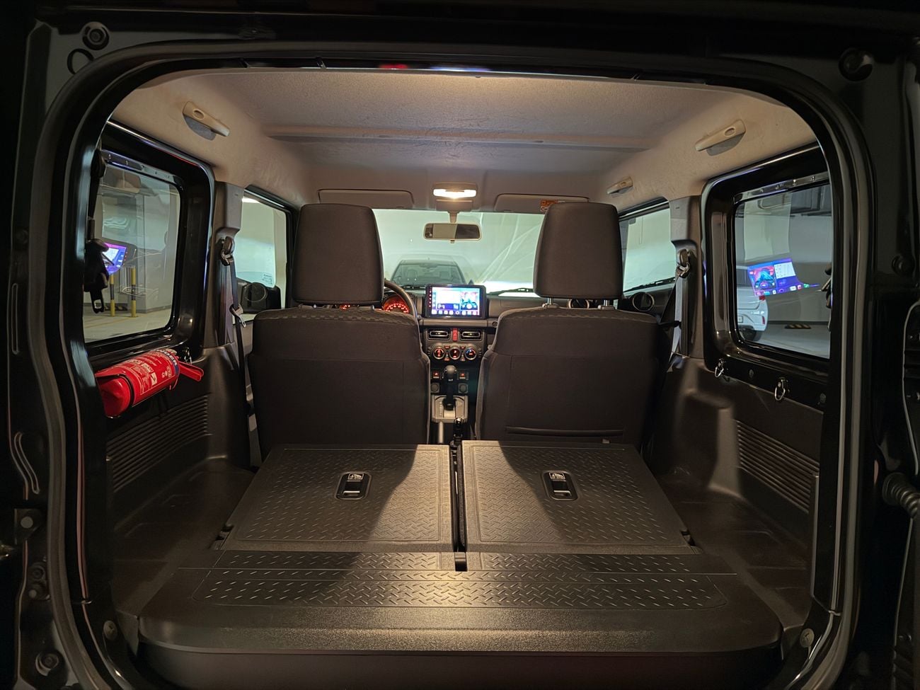 سوزوكي جيمني GLX 1.5L (3-Doors)