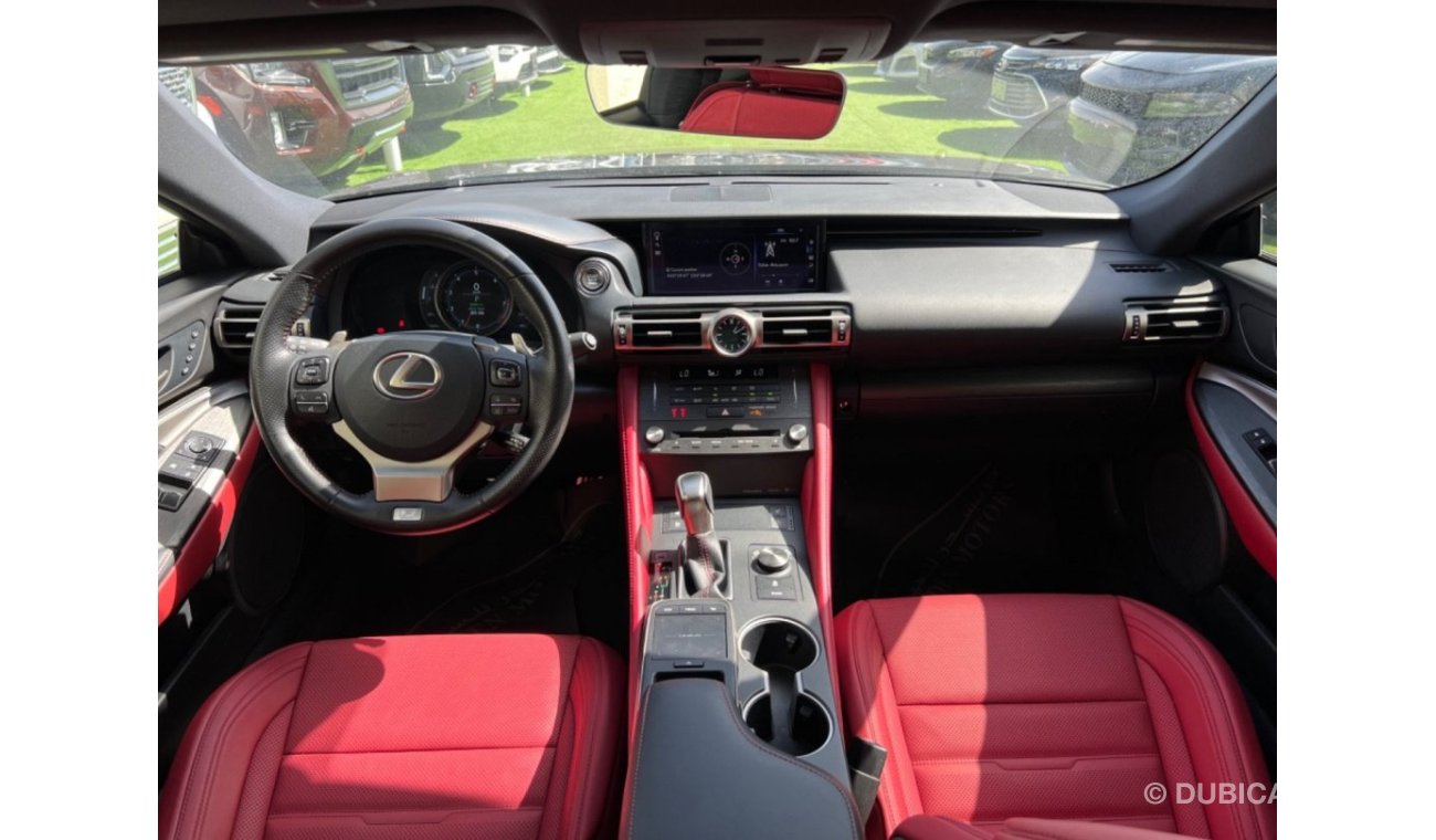 لكزس RC 300 بريمير