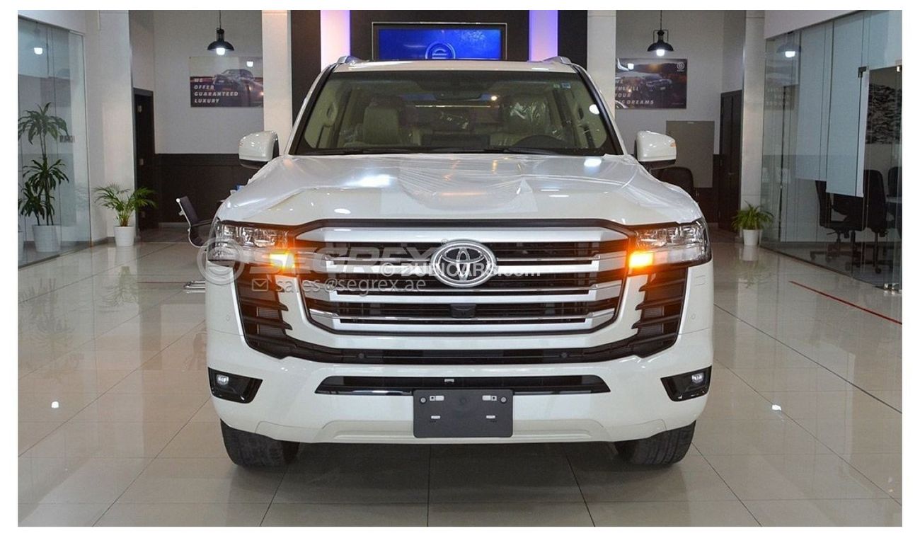 Toyota Land Cruiser LC300 3.3L DSL 4WD AT with rear differential lock, sunroof, 20R Alloy wheel, 360 (Export only)