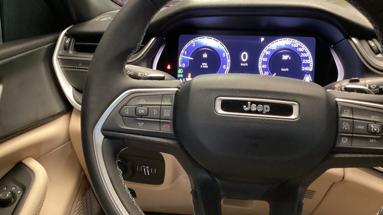Jeep Grand Cherokee LAREDO | Guaranteed Warranty | 0 Down Payment