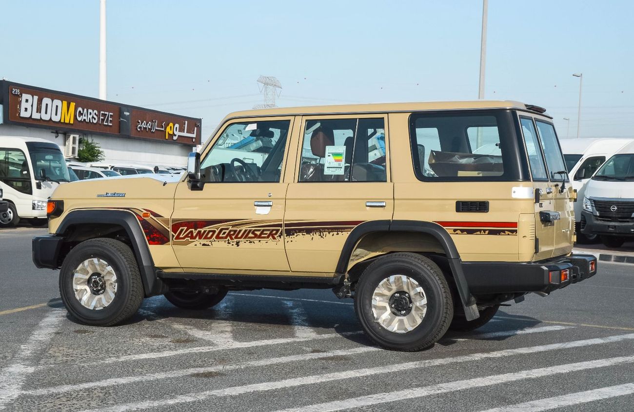 Toyota Land Cruiser 70 TOYOTA LAND CRUISER 76 2.8L 4WD DIESEL SUV 2026
