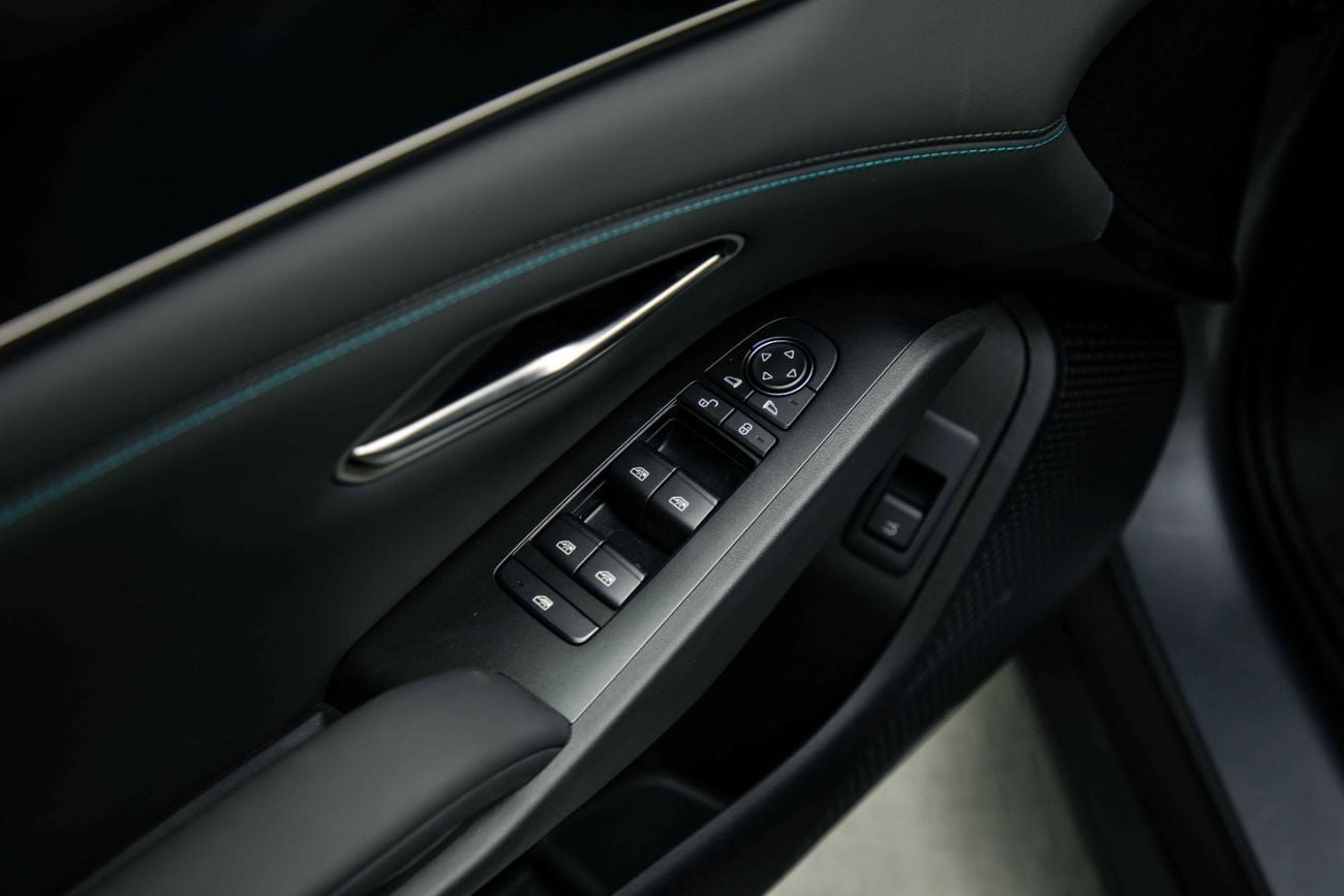 بي واي دي كين ال دي ام-اي Leading Version 1.5L - Grey Inside Grey | Export Only