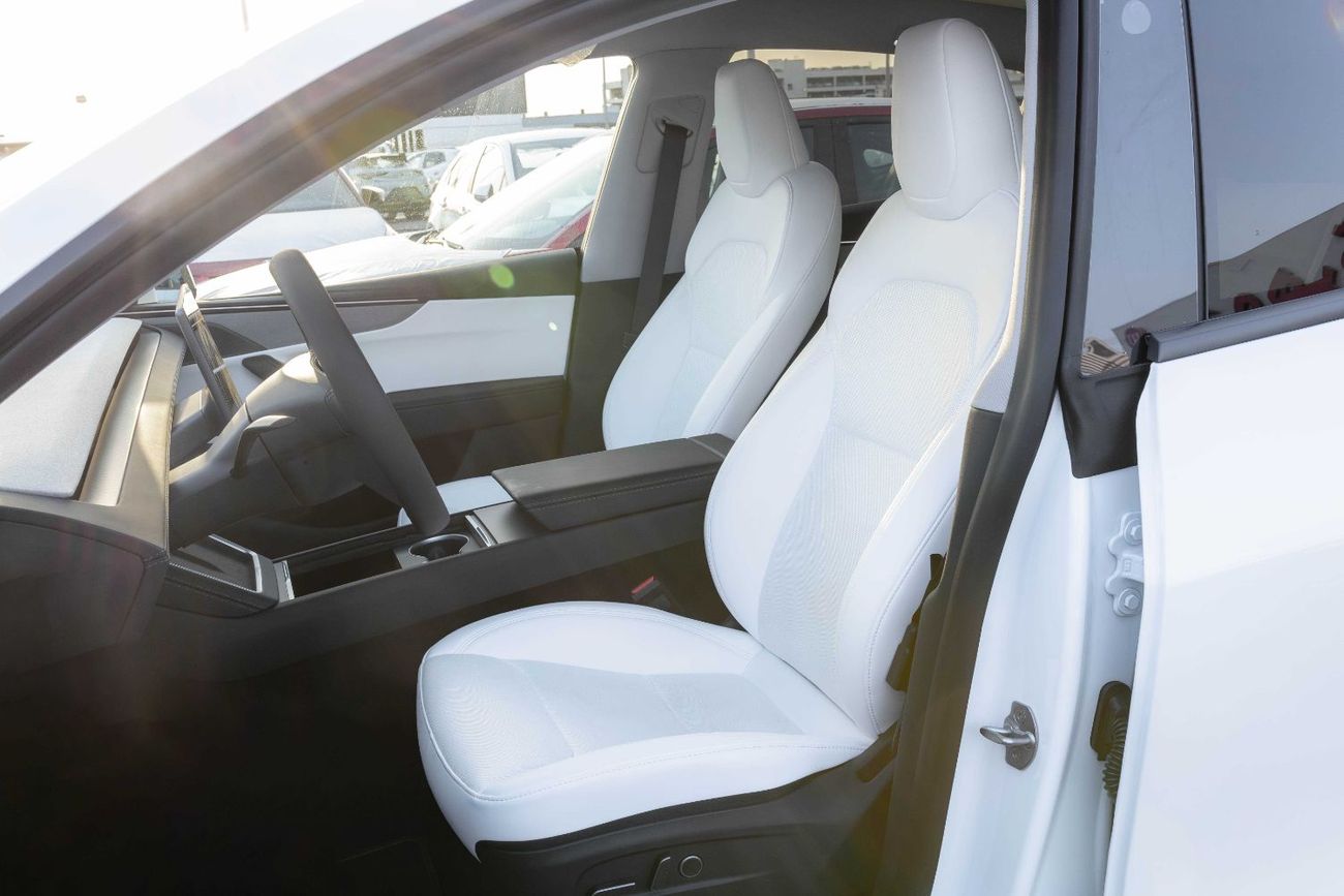 Tesla Model Y Tesla Model Y Long Range (719KM) 2025