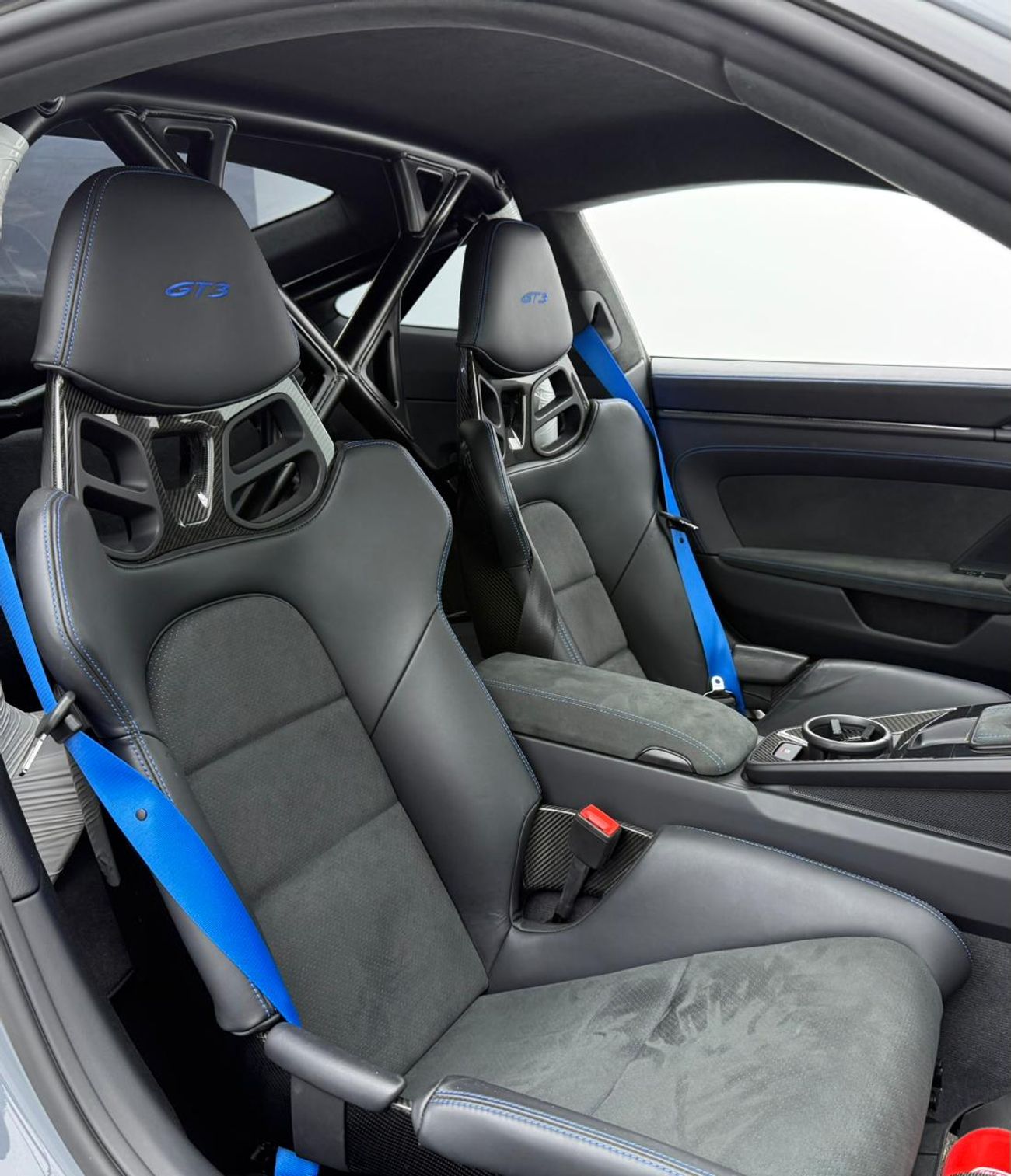 Porsche 911 GT3 4.0L 2024 Porsche 911 GT3 ,Porsche Warranty ,Full Service History ,Excellent Condition ,GCC