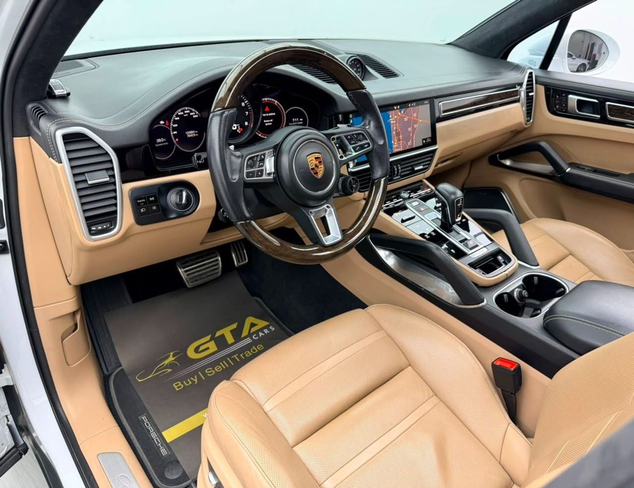Porsche Cayenne Turbo 2018 Porsche Cayenne Turbo, Full Porsche Service History, Fully Loaded, Excellent Condition, GCC