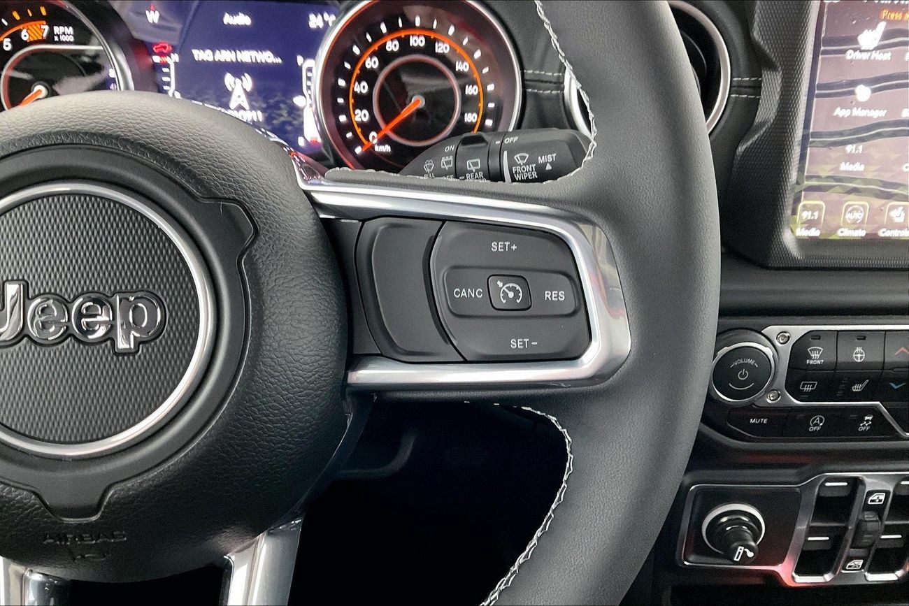 Mercedes-Benz CLS 350 Premium+ (AMG Package) | 1 year free warranty | 0 Down Payment