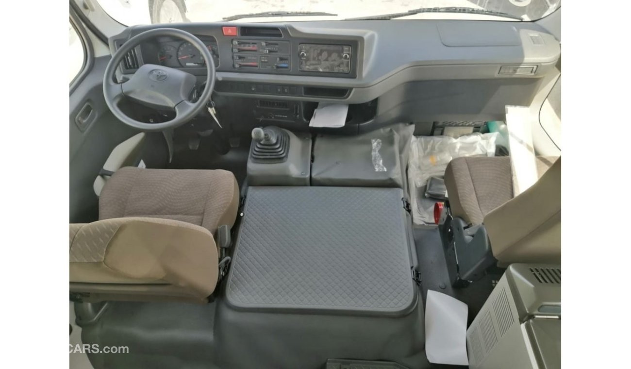 Toyota Coaster v6 petrol  // 23 seater // brand new