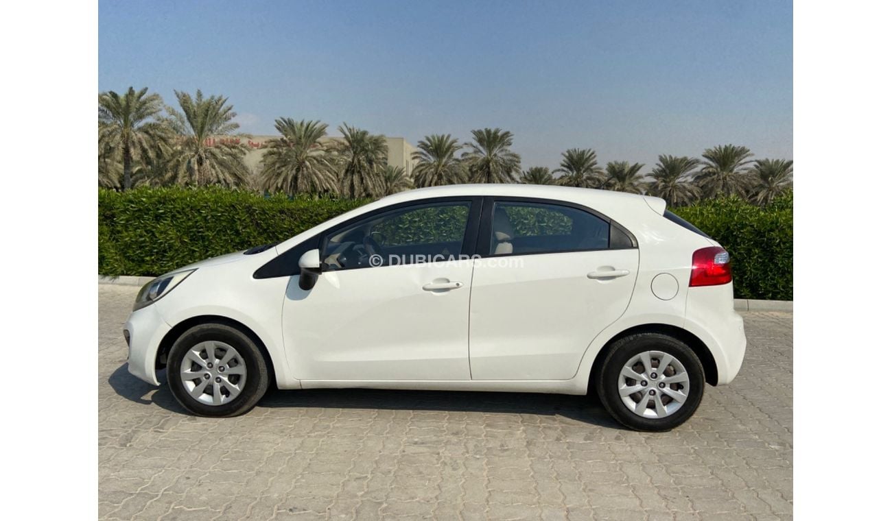 Kia Rio Kia Rio model 2015 GCC very celen I car km 173,459 price 21,000 m00971545994592