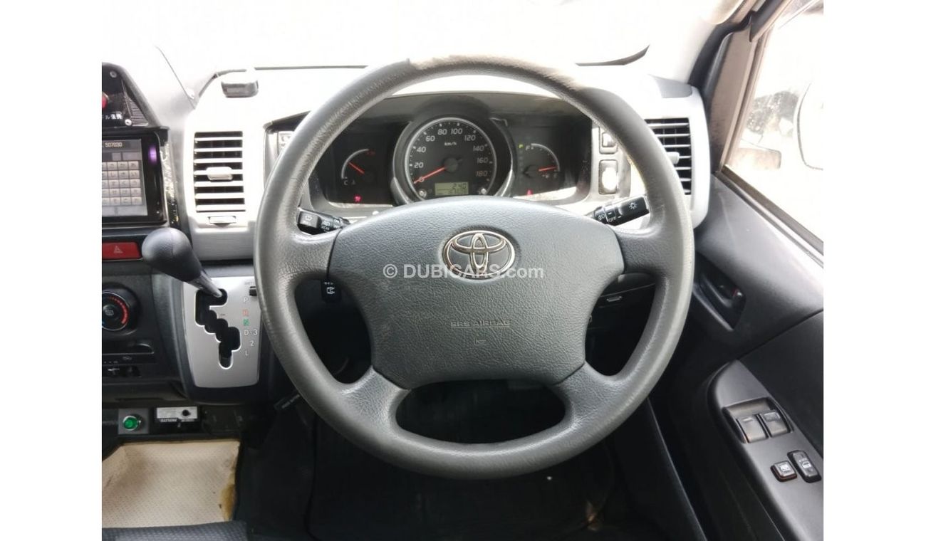Toyota Hiace TOYOTA HIACE VAN (AMBULANCE) RIGHT HAND DRIVE(PM12092)