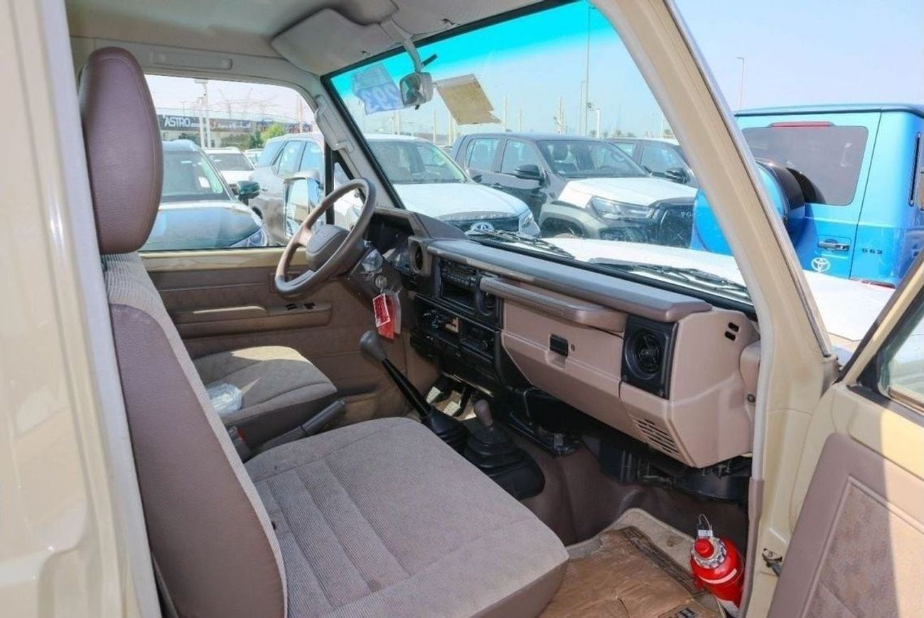 Toyota Land Cruiser Pick Up Land cruiser single cabin model 2009 4.0L LX 24 VALVE