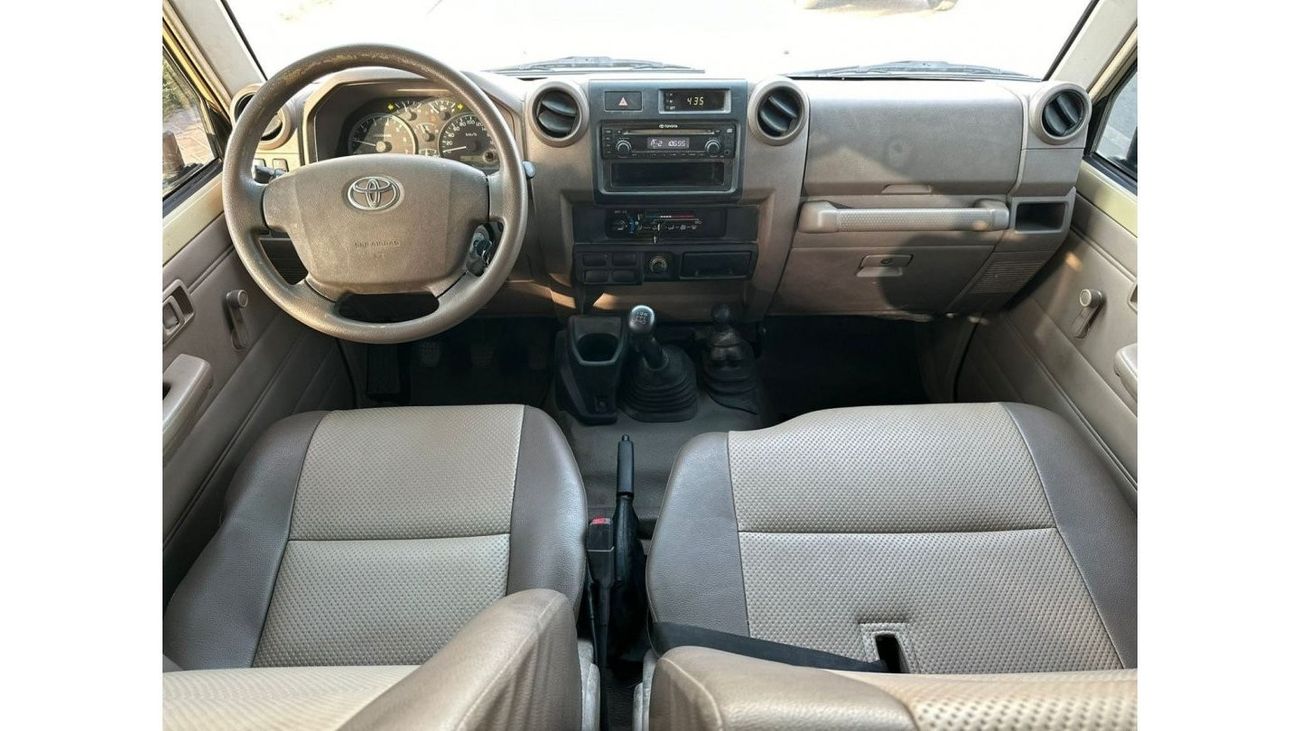 Toyota Land Cruiser Pick Up DOUBLE CABIN PICKUP | LHD | 4.0L PETROL ENGINE | 2013 | 4 X 4