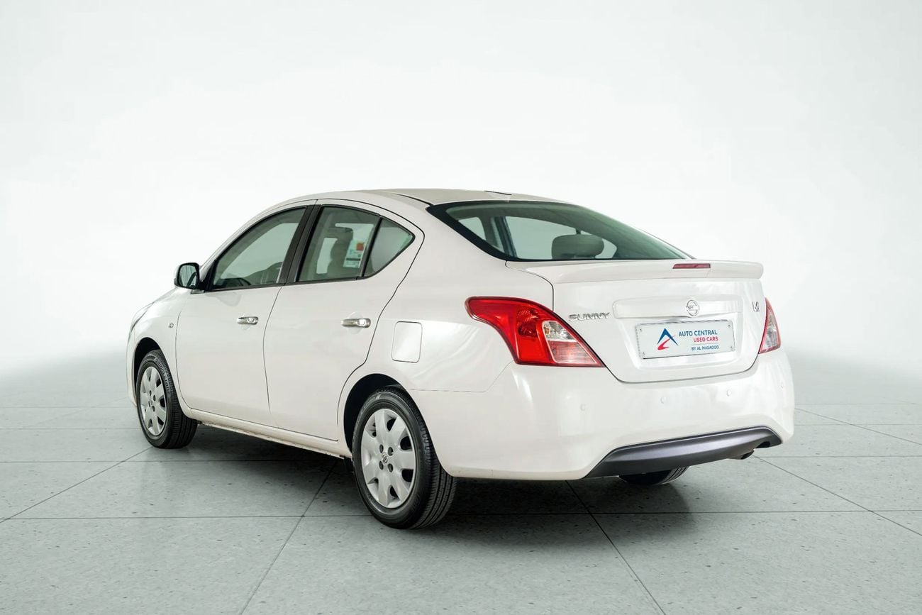 نيسان صني SV 1.5