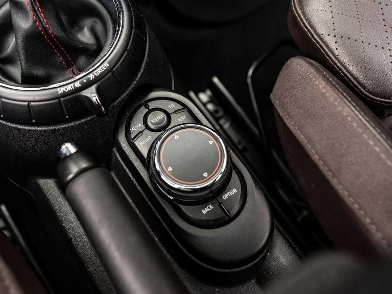 ميني كوبر إس JCW