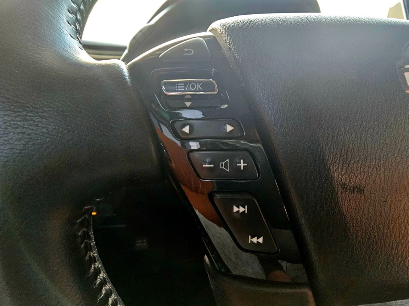 Nissan Patrol NISSAN PATROL / GCC LOW MILEAGE /  PPF PROTECTED / SINGLE OWNER