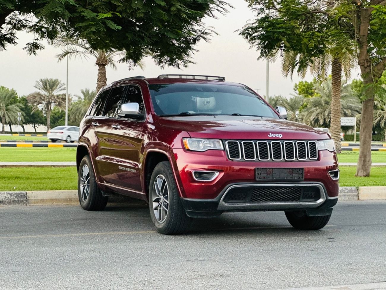 جيب جراند شيروكي JEEP GRAND CHEROKEE LIMITED V6 MODEL 2018
