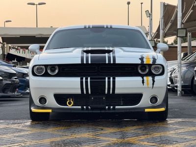 Dodge Challenger SXT Plus 3.6L