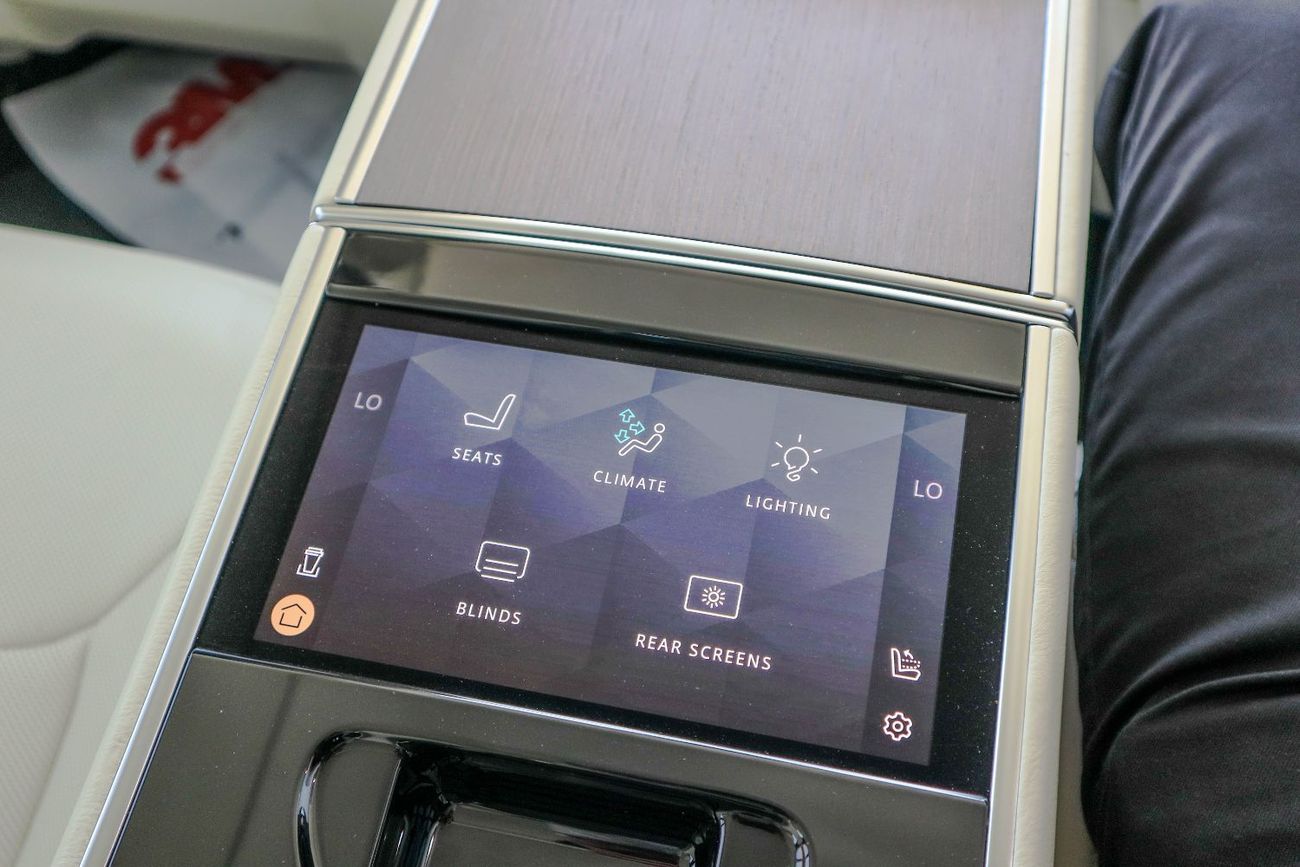 Land Rover Range Rover 2022 Land Rover Range Rover Autobiography (5.0L Supercharged V8) in black color: