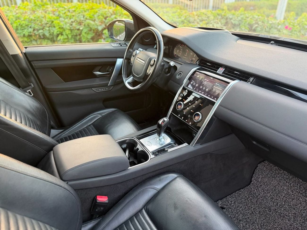 Land Rover Discovery Sport LAND ROVER DISCOVERY SPORT D180 SE 2020 DIESEL FULL OPTIONS IN PERFECT CONDITIONS