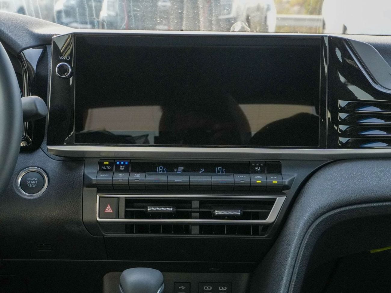 Toyota Camry GLE 2026 TOYOTA CAMRY GLE 2.5L FULL RADAR PANAROMIC DUAL PWR SEAT GCC BEAND NEW 0KM