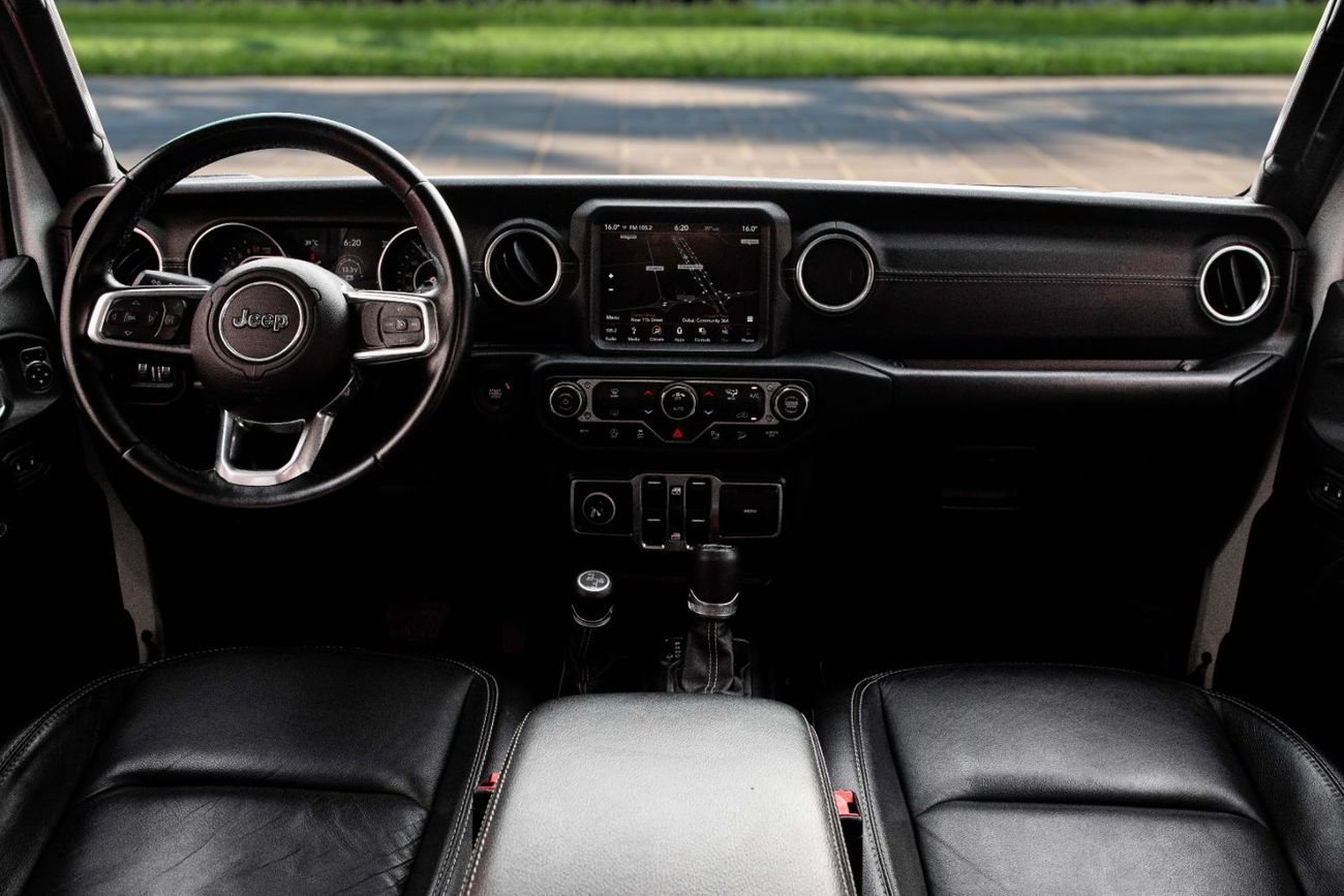 Jeep Wrangler 2,154 P.M  | 0% Downpayment | WRANGLER UNL SAHARA | WELL MAINTAINED