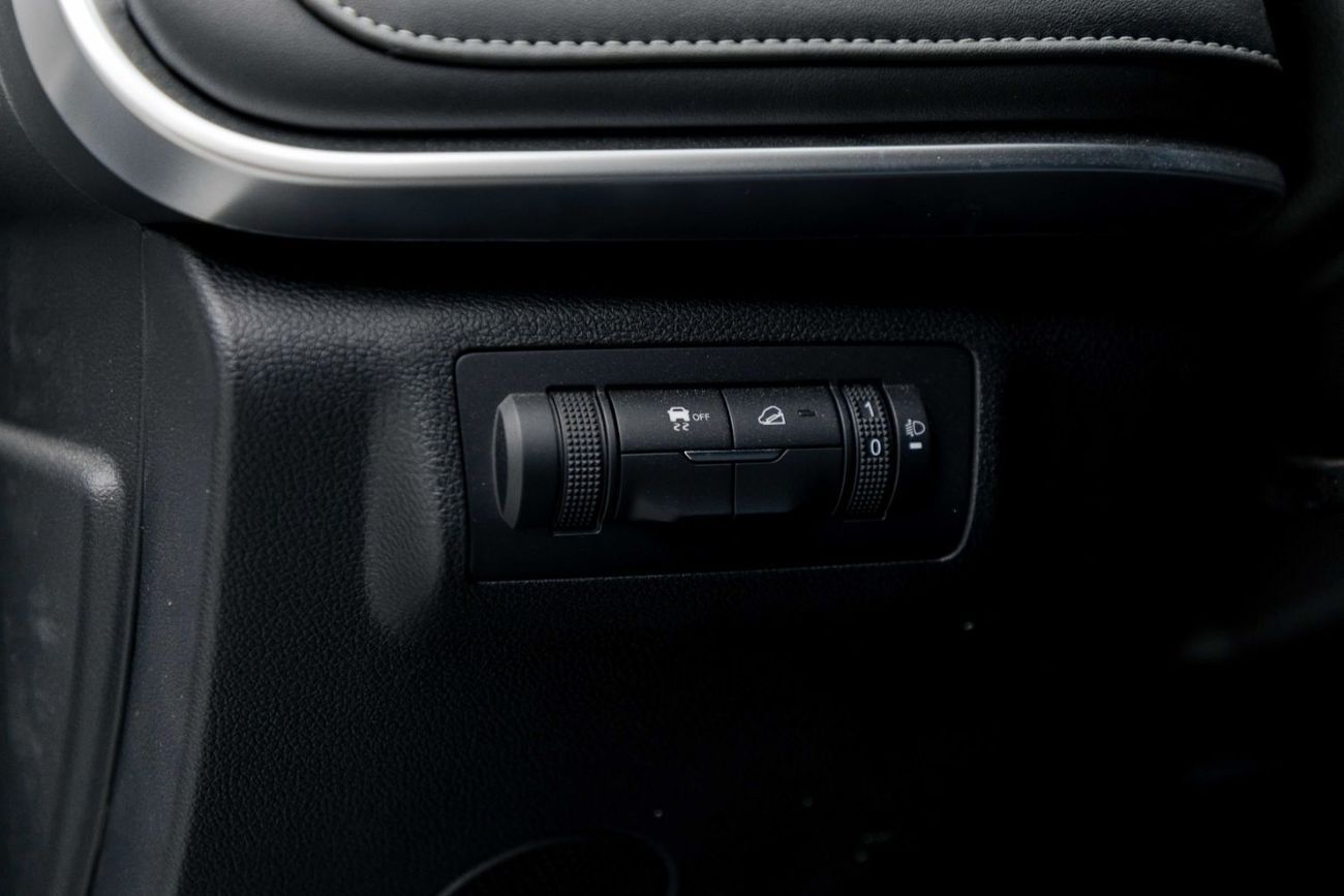 Chery Tiggo 4 Pro Comfort 1.5L - White Inside Black