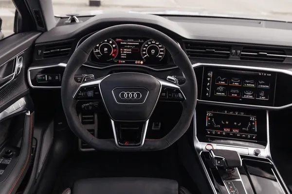 Audi A6 Allroad interior - Cockpit