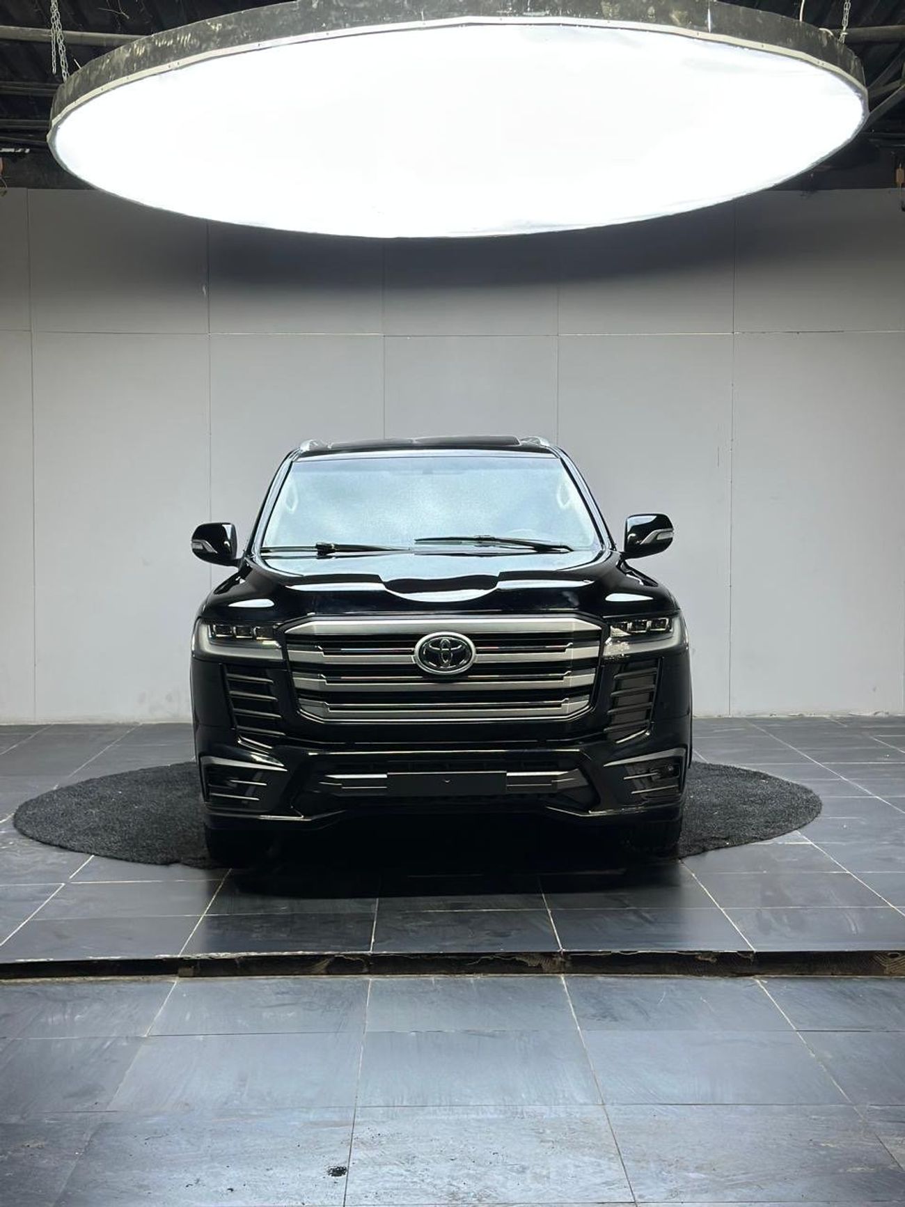 Toyota Land Cruiser VXR 4.6L 4WD