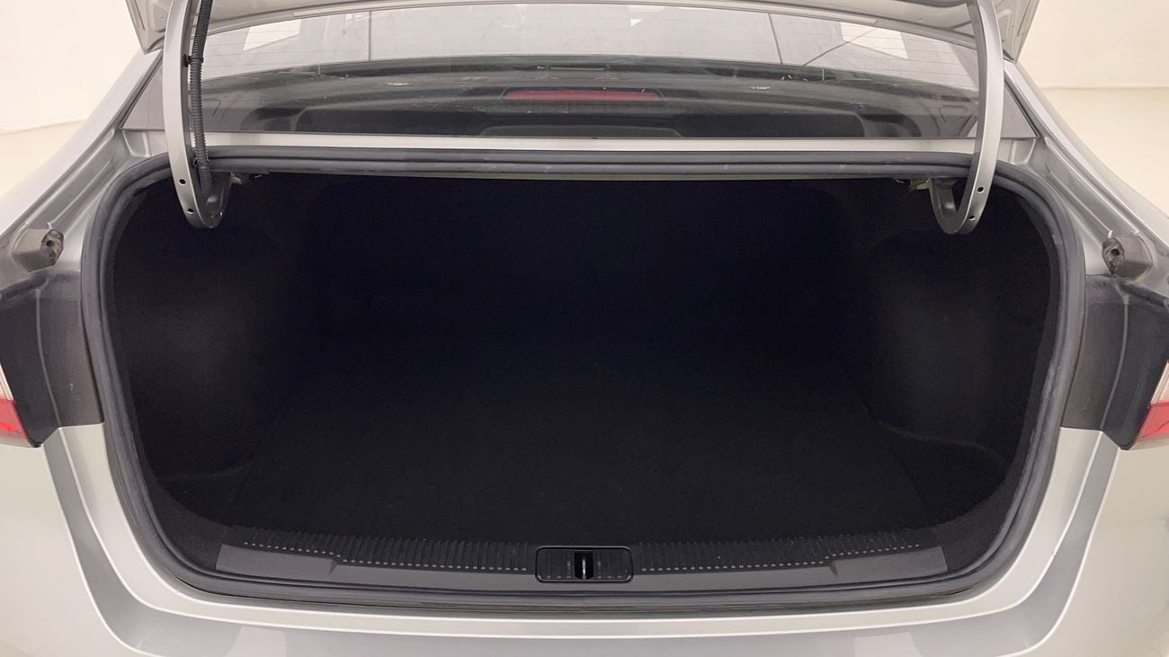 أم جي 5 STD 1.5 | بدون دفعة مقدمة | اختبار القيادة في المنزل