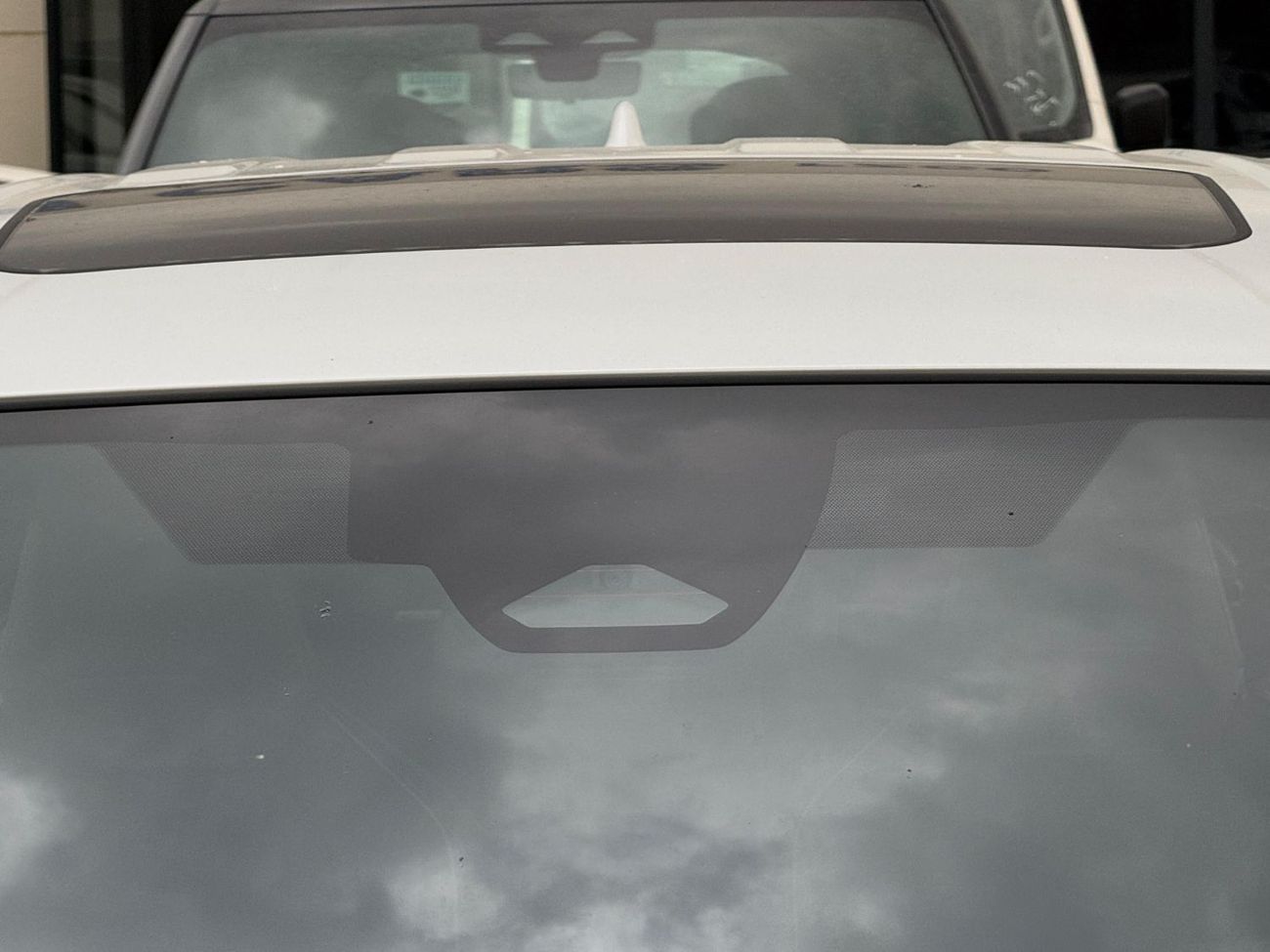 Toyota Corolla Cross Facelift 2.0L HEV FWD 2025 Export Price @ 72,500 AED