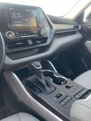 Toyota Highlander 2021 Toyota Highlander XLE Premuim Full Option - 3.5L V6 - AWD 4x4 - Push Start & Sunroof With Wirel
