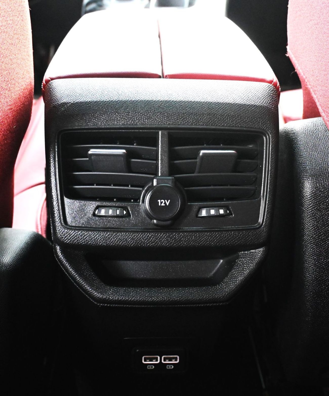 بيجو 3008 بيجو 3008 جي تي لاين 2023 خليجي بحالة ممتازة