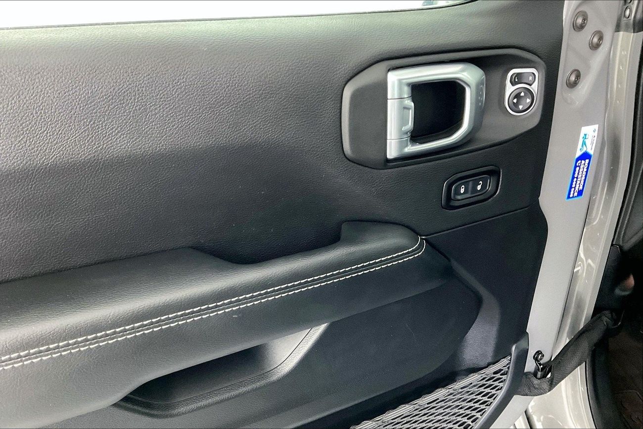 Jeep Wrangler Sahara Plus Unlimited