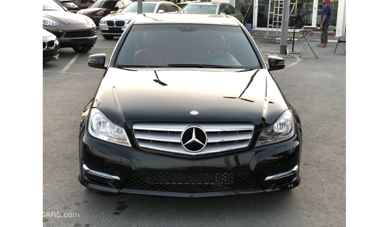 Mercedes-Benz C 300 Mercedes benz C300 model 2013 car prefect condition full option low mileage