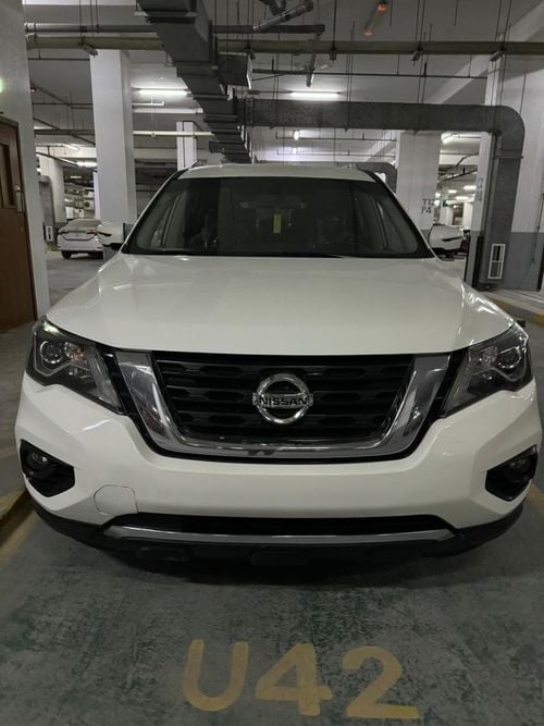 Nissan Pathfinder SV