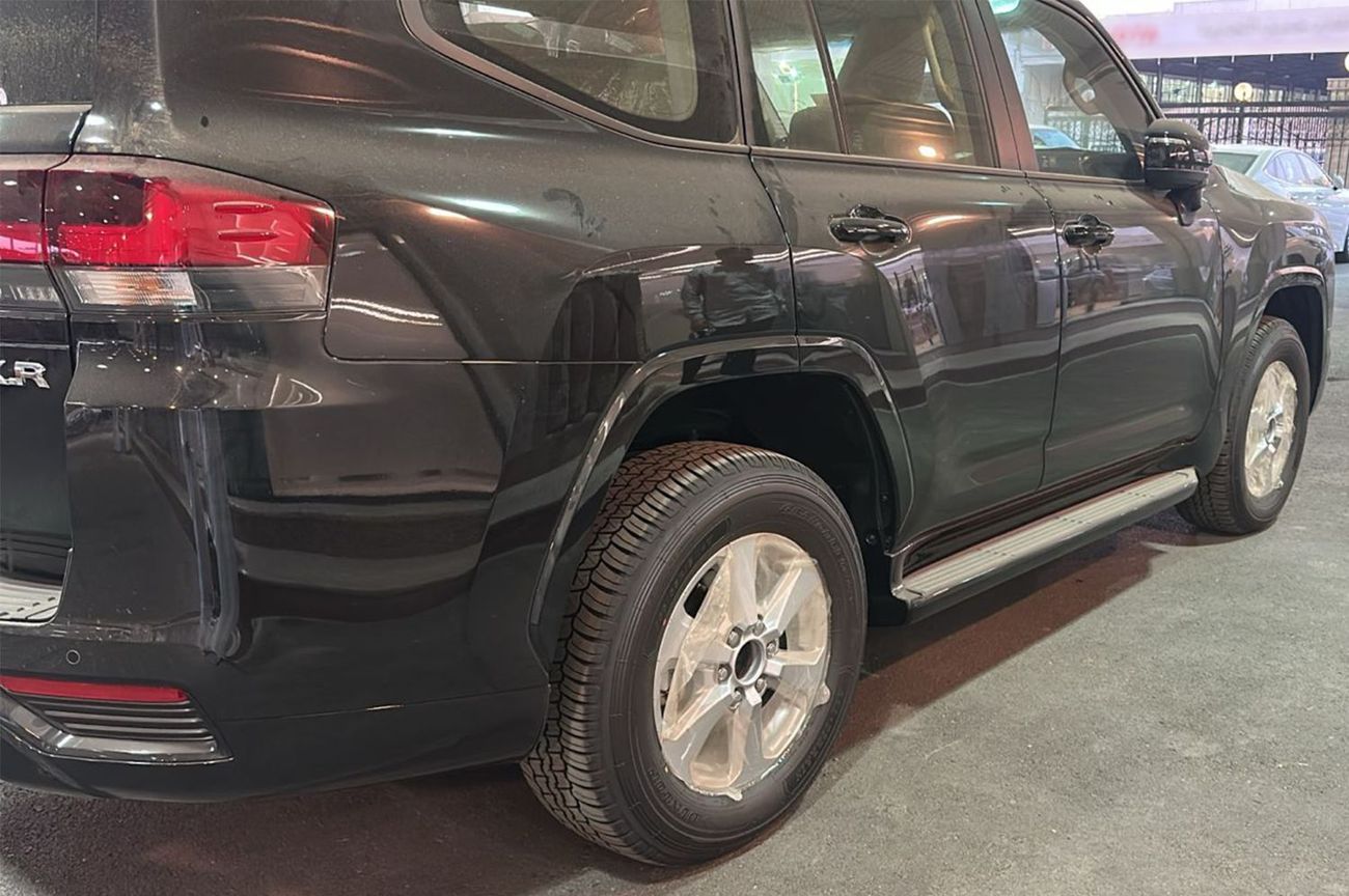 Toyota Land Cruiser Toyota Land Cruiser GXR 3.5L petrol 2026 with sunroof and 360 camera