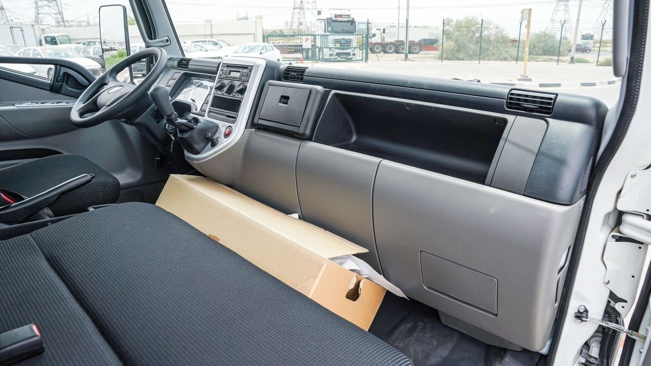 Mitsubishi Canter Van Brand New Mitsubishi Fuso Canter 2026 – Cargo Truck – Export Only