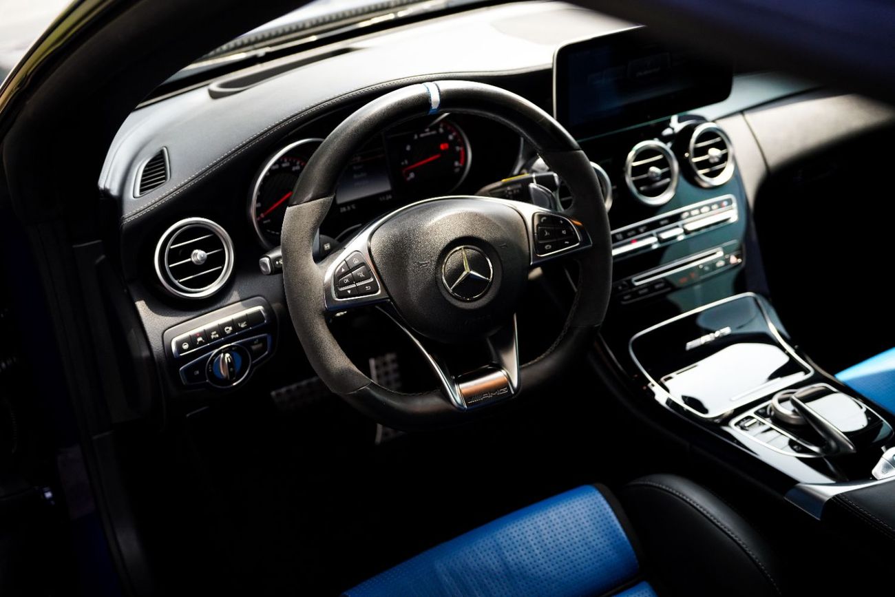 مرسيدس بنز C 63S AMG 4.0L V8 BiTurbo, 510 HP Convertible