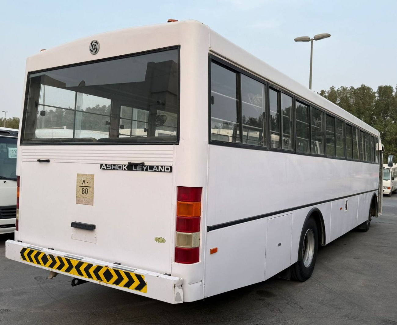 اشوك ليلاند فالكون