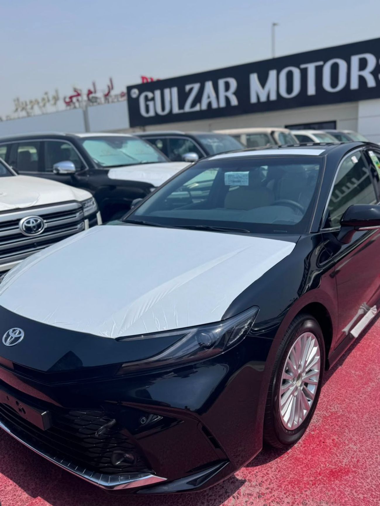 Toyota Camry GLE HEV