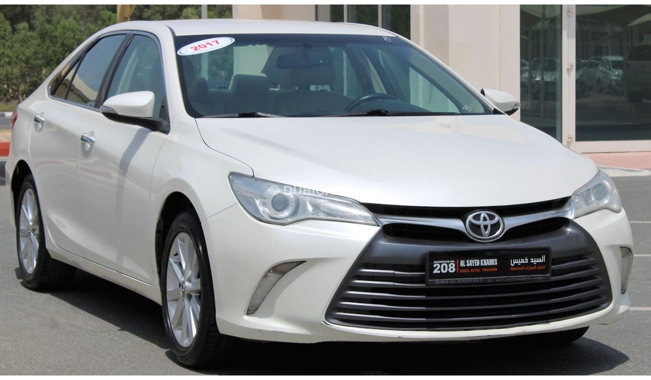 Toyota Camry Toyota Camry 2017 GCC No. 2 in excellent condition without accidents, very clean from inside and out