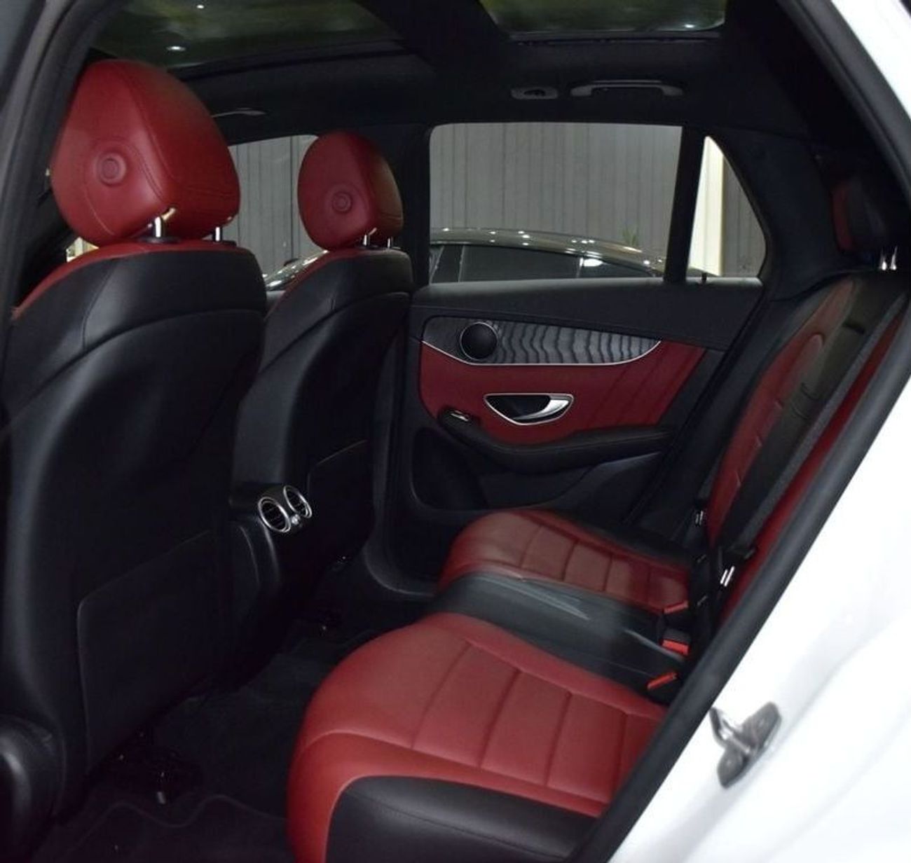 Mercedes-Benz GLC 200 EXCELLENT DEAL for our Mercedes Benz GLC 200 ( 2021 Model ) in White Color GCC Specs